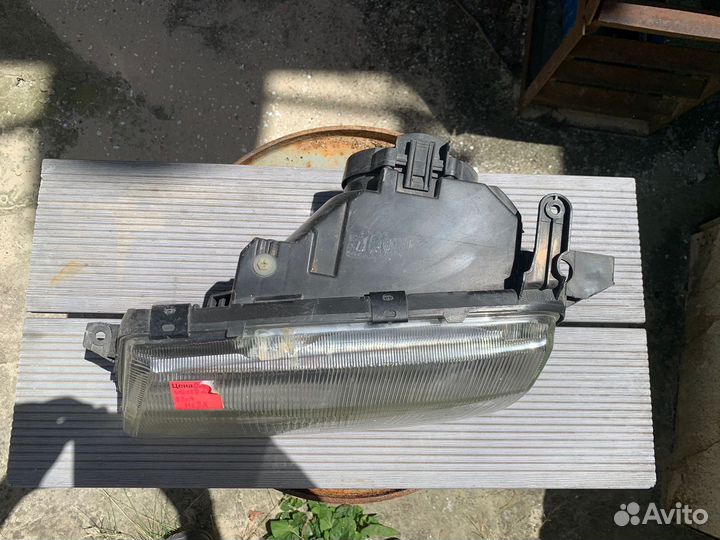 Фара левая Opel Vecrta A 93год