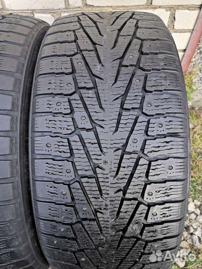 Nokian Tyres Hakkapeliitta 7 SUV 275/45 R20