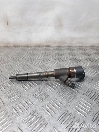 Форсунка Toyota Yaris хэтчбэк 1.4 1ndtv 2006