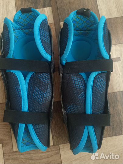 Щитки игрока Bauer X (YTH 10)