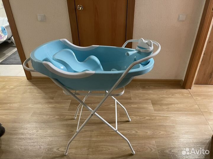 Подставка под ванну и ванночка