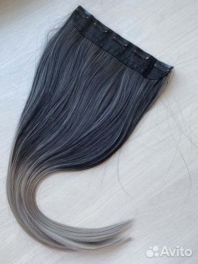 Волосы на заколках искусственные