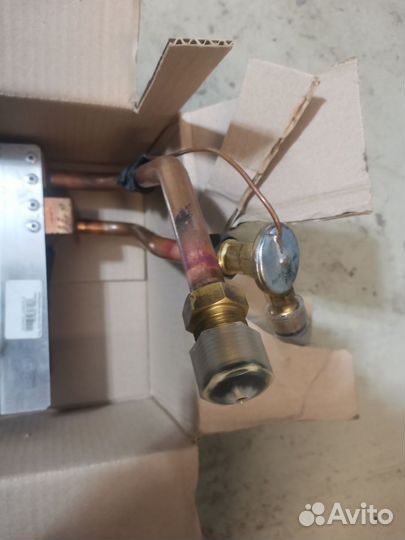 Радиатор кондиционера мерседес спринтер