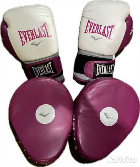 Боксерские перчатки и лапы Everlast 12 oz