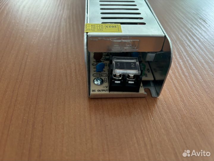Блок питания 100 Ватт для светодиодных лент