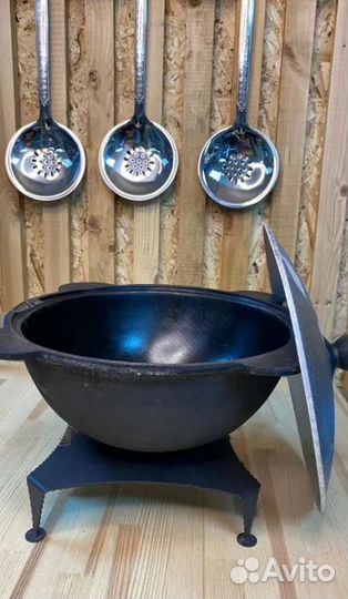 Казан чугунный плоское дно 4л