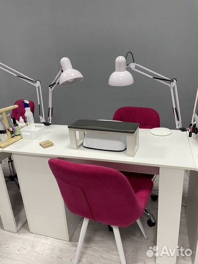 Место мастера маникюра в аренду