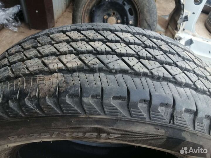 Roadstone Roadian H/T SUV 225/65 R17