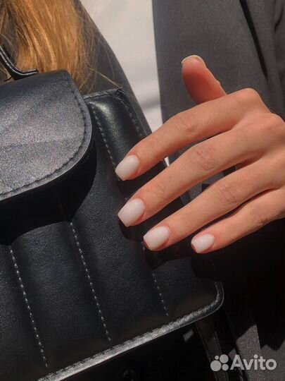 Маникюр, педикюр, покрытие гель лаком