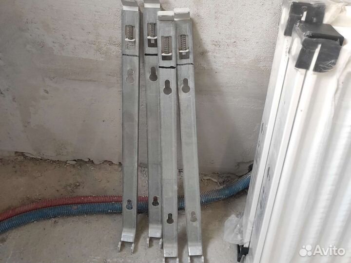 Радиатор отопления Buderus 4 штуки