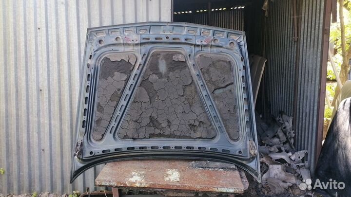 Капот вмw E30 82-94г