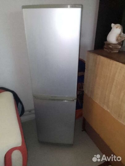 Холодильник