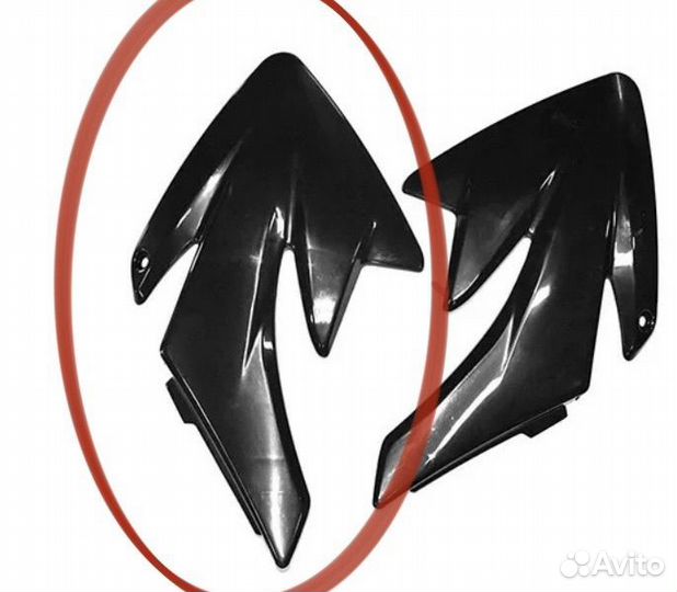 Пластик правый бака TTR 125 XR 125