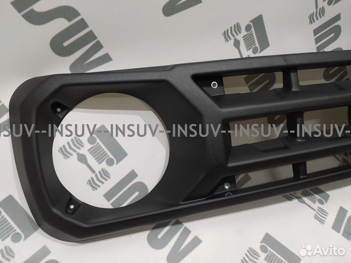 Решетка радиатора Нива 