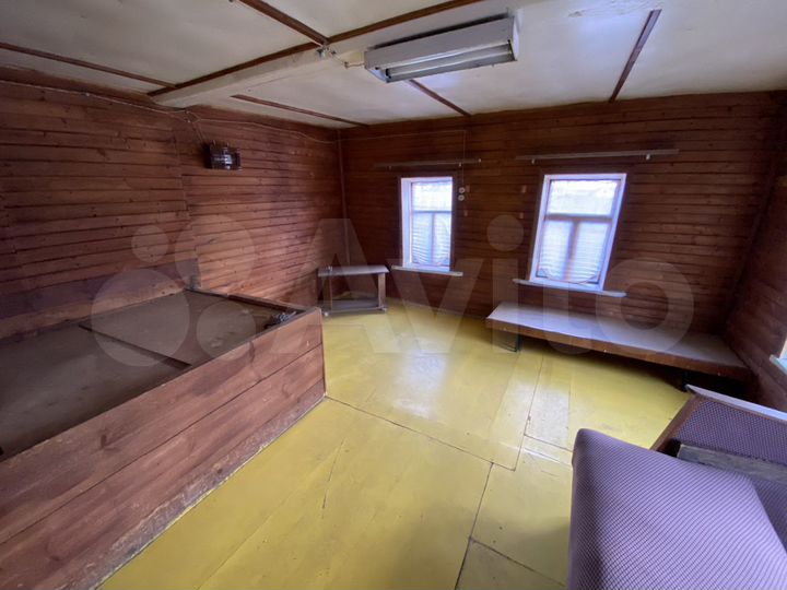 Дом 20 м² на участке 9,4 сот.