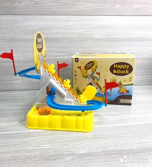 Веселая горка с утятами интерактивная игрушка