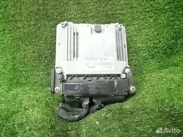 Блок управления двигателем 8P7907115G BZB Audi A3 8P