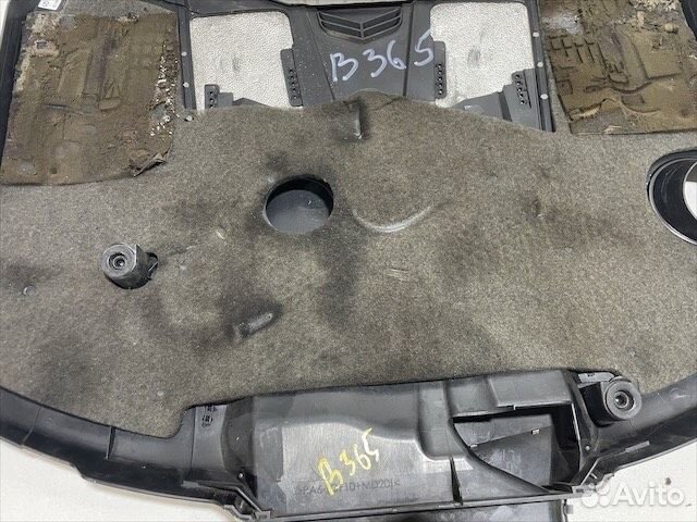 Крышка двигателя Мерседес 166 x166