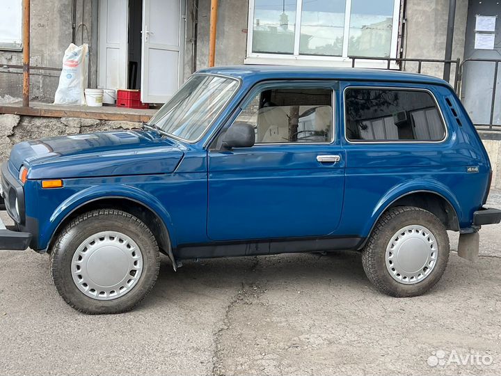 LADA 4x4 (Нива) 1.7 МТ, 2011, 130 000 км