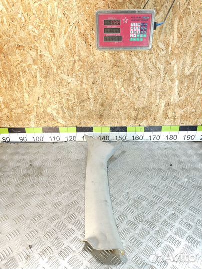 Обшивка стойки левая Audi A6 c6 C6