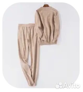 Теплый вязаный костюм