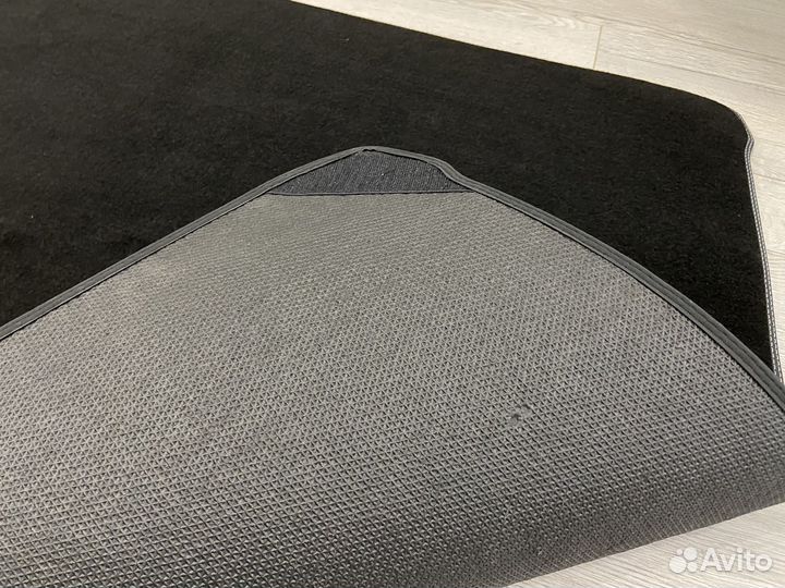 Оригинальный текстильный ковер Renault Arkana