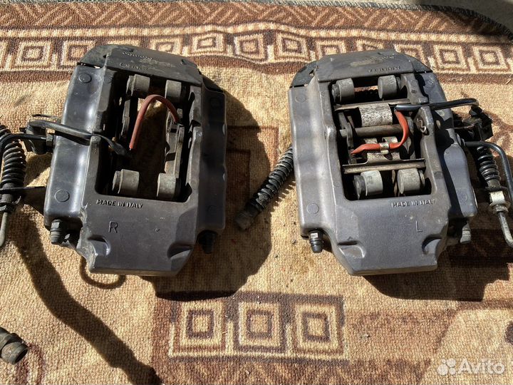 Задние суппорты Porsche Cayenne Brembo