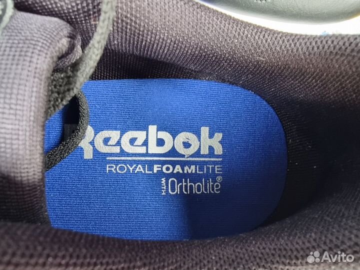 Кроссовки на 42-42.5 размер.Reebok