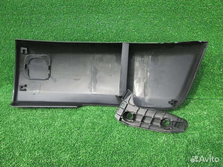 Клык бампера передний правый Toyota Probox NCP51