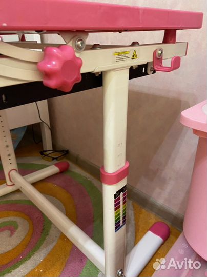 Детский стол и стул для школьника