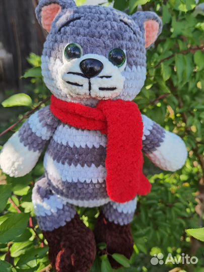 Вязаная игрушка ручной работы Кот Матроскин