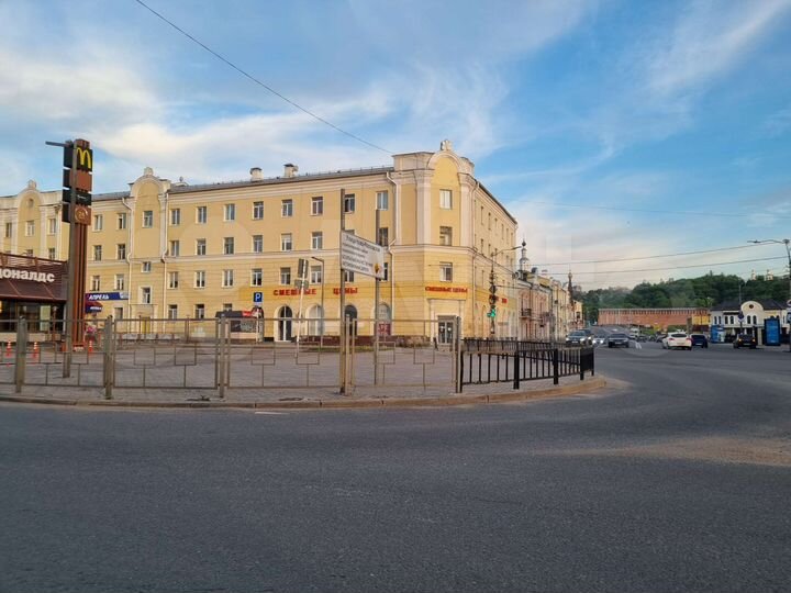 Сдаётся от 100 кв.м. до 1000 кв.метров