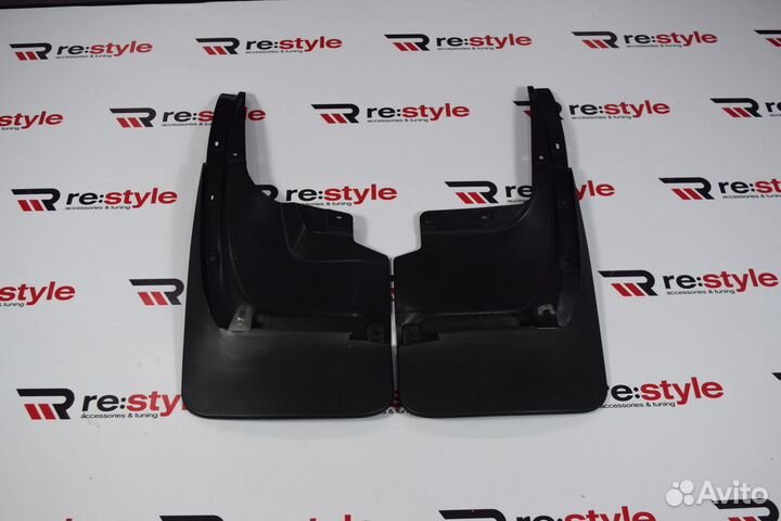 Брызговики Lexus LX570 12-15г Черные