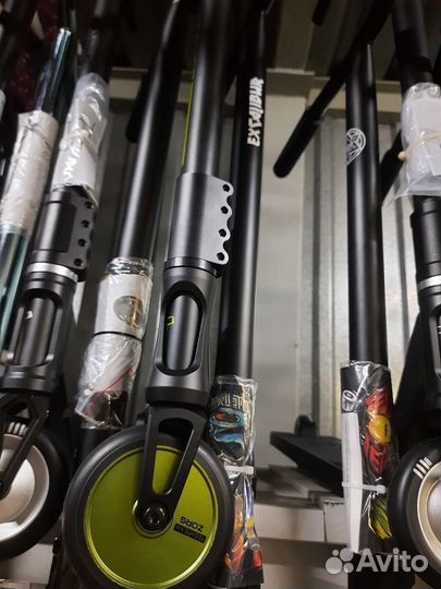 Трюковой самокат Zorg