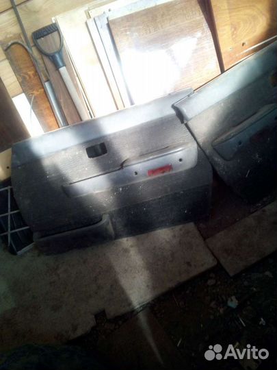 Задние стекла от таеты сурф, или ранер