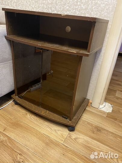 Тумба под телевизор 60х75х41