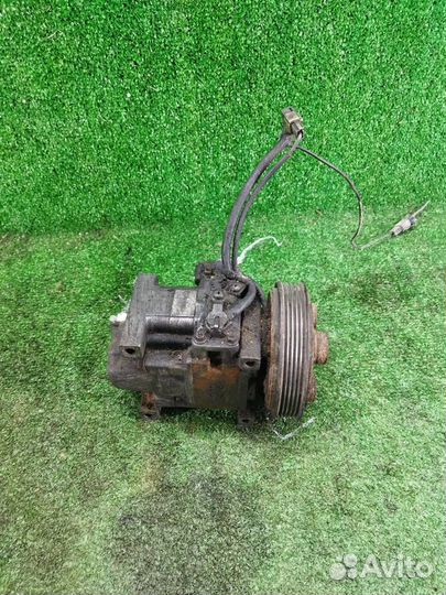 Компрессор кондиционера Mazda Xedos 9