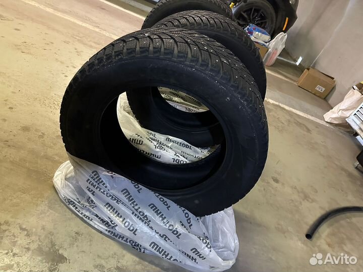 Pirelli Scorpion Ice Zero 2 255/55 R18 109H