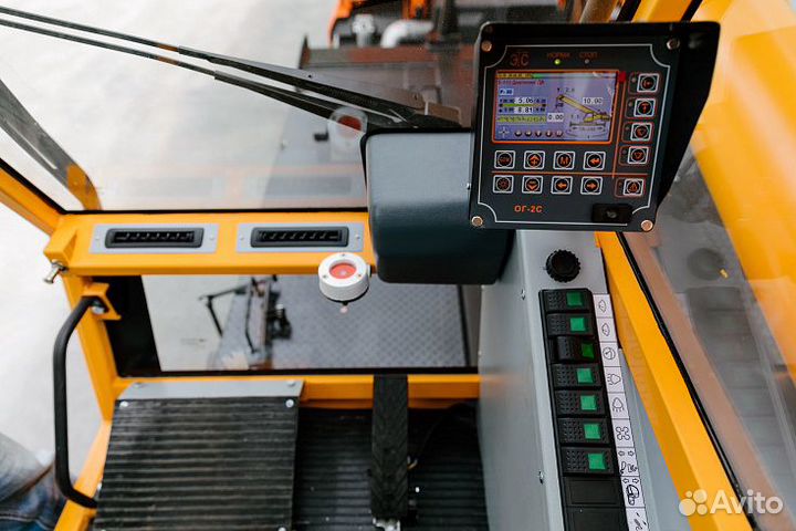 Автокран 25т