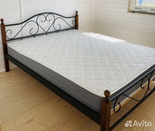 Матрас 160х200 новый с подушкой