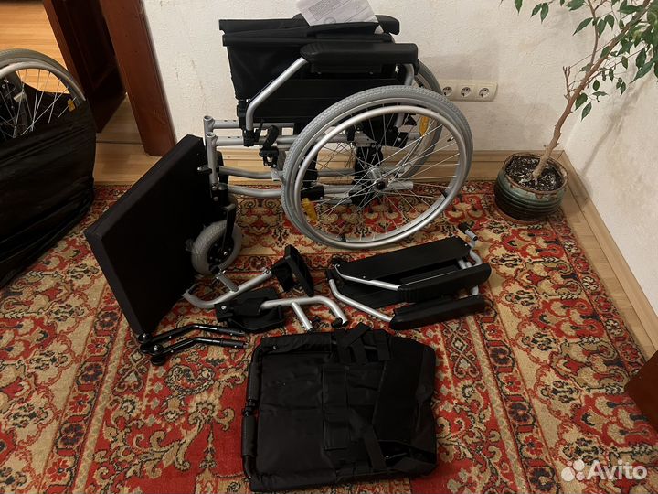 Новая Инвалидная кресло-коляска складная KY954LGC