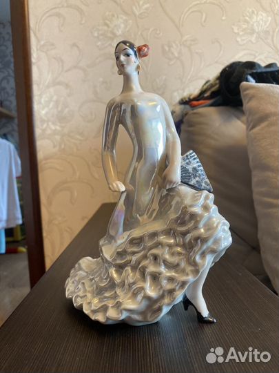 Статуэтка фарфор кармен