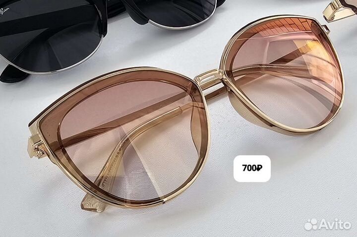 Солнцезащитные очки женские