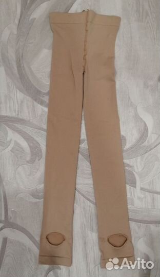 Гимнастическое трико телесного цвета