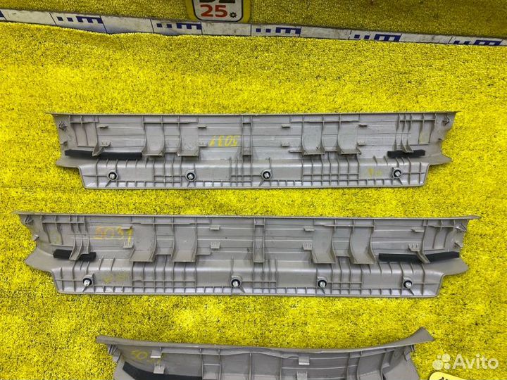 Накладка на порог Toyota Land Cruiser Prado