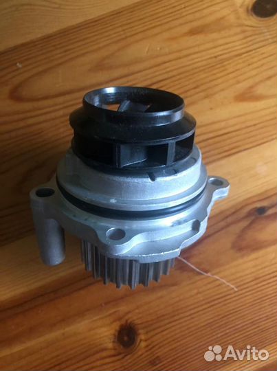 Водяной насос (помпа)