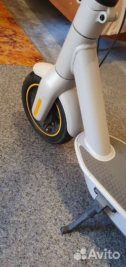 Электросамокат ninebot max g30lp