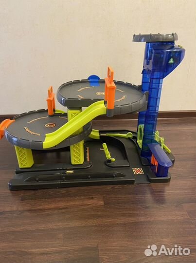 Парковка гараж для машинок