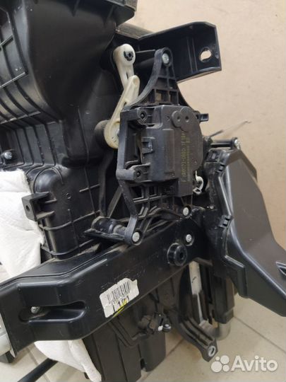 Отопитель Хендай Солярис 1