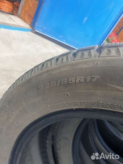Roadstone Winguard WinSpike 225/55 R17 101T